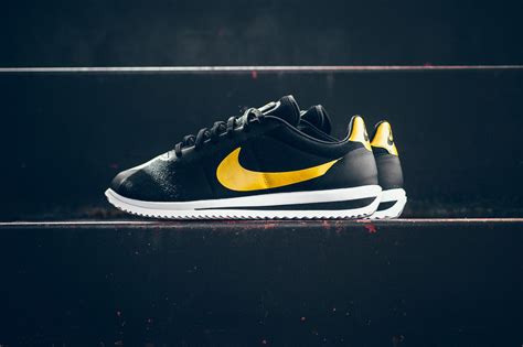 Nike Cortez Ultra Qs Black/Metallic Gold